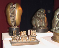 Amerigo Tot szobrászművész kiállítása a szegedi Vármúzeumban
