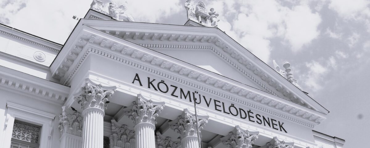 múzeum főépület fotó